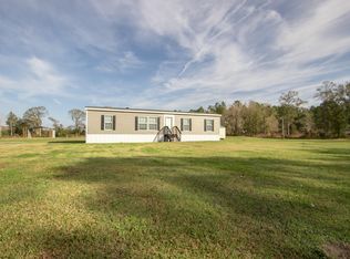 665 NE 223rd St, Lawtey, FL 32058