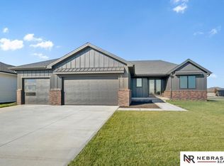 20902 Polk St, Elkhorn, NE 68022