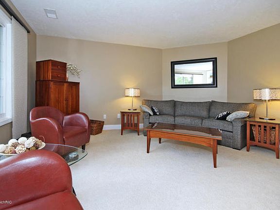 4th image of 115 Lynwood Dr