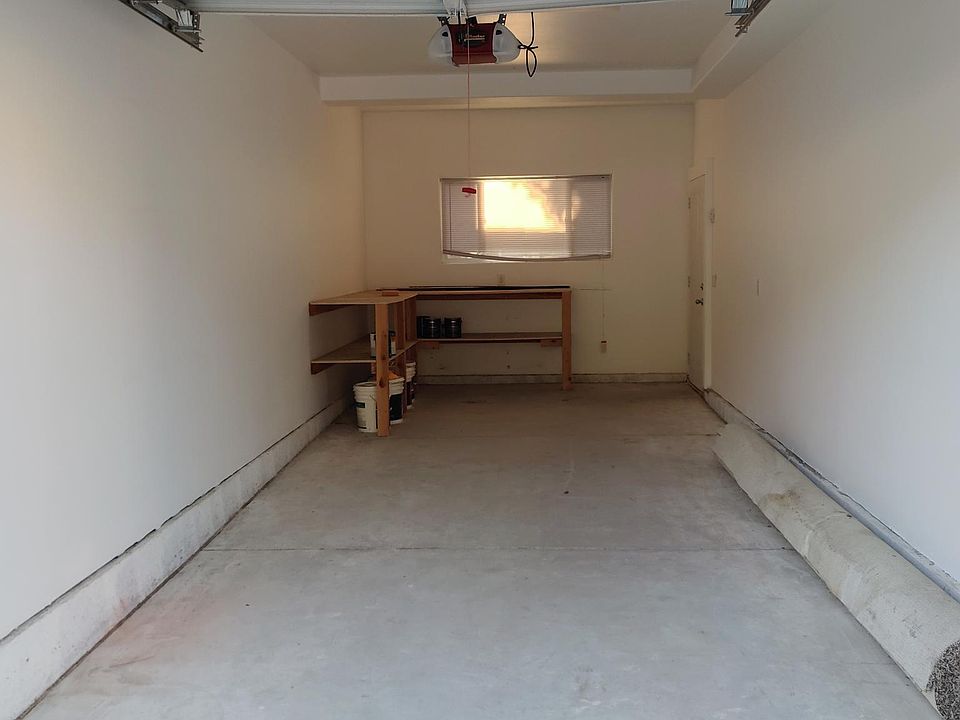 2nd image of 3268 California Ave