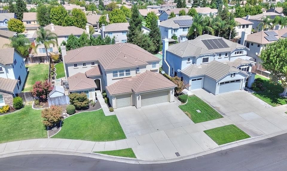 1st image of 565 Bodeson Ct