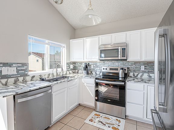 4th image of 7623 Ramaglia Ln