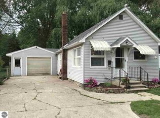 713 E South St, Ithaca, MI 48847