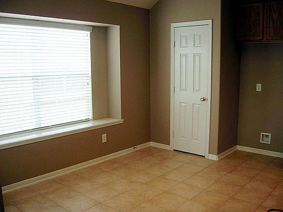 4th image of 4711 Honey Creek Ct