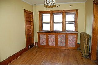 2nd image of 41 Summer St