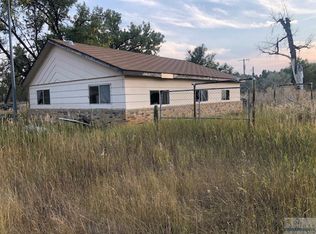 7 Riverside Dr, Roundup, MT 59072