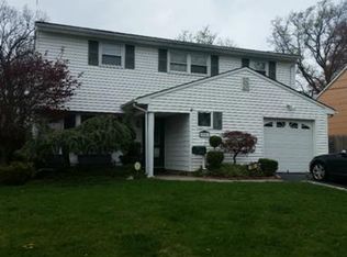 94 Bloomfield Ave, Iselin, NJ 08830