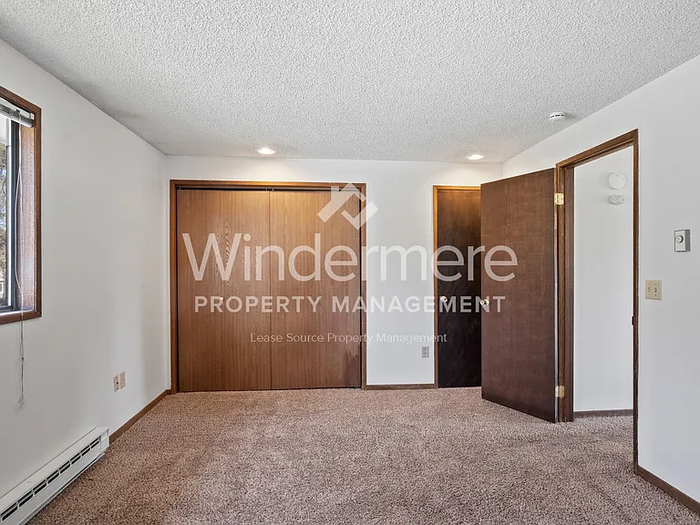 2702 E 31st Ave — Photo 43