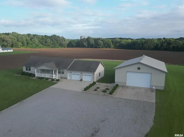 11786 State Route 14, Mc Leansboro, IL 62859