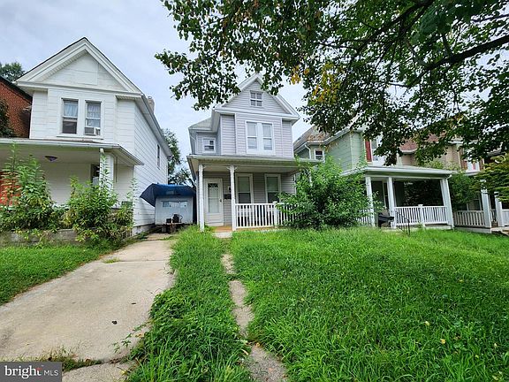 2nd image of 724 E 35th St