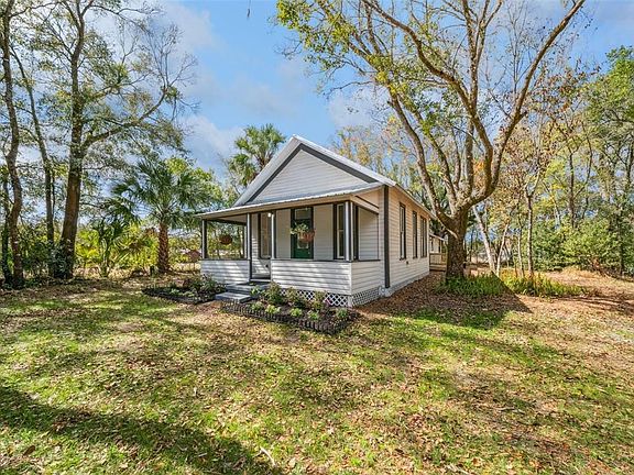 3rd image of 1664 Hazen Rd