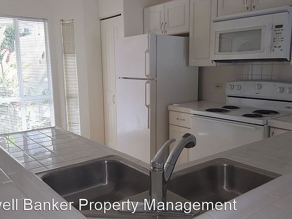 5th image of 75-6081 Alii Dr Unit Kk 103