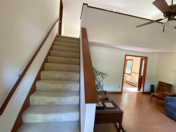 5th image of 3 Gunstock Circle