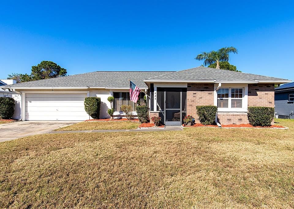 1st image of 425 IOWA WOODS CIRCLE E