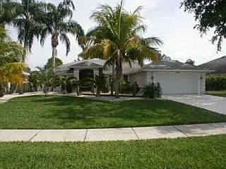 1st image of 2449 Pinewoods Cir #6