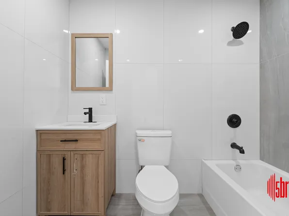 1116 Blake Avenue image 29 of 44