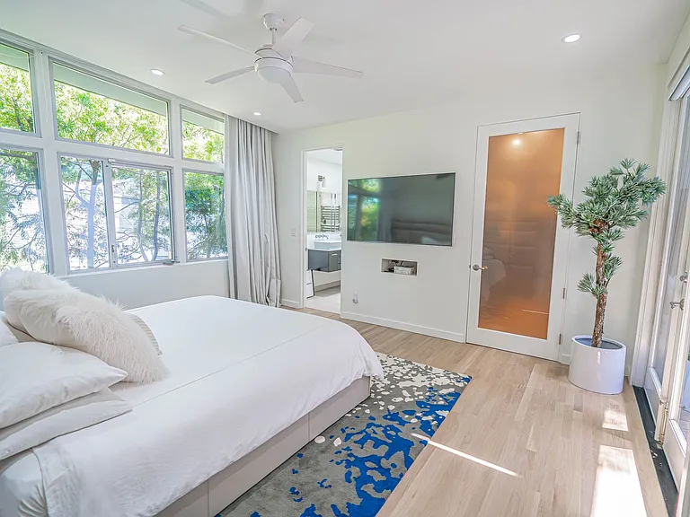 8641 Metz Pl — Photo 23
