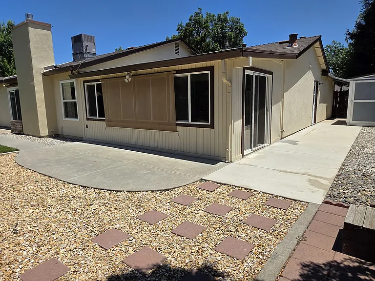 1921 Temescal Dr — Photo 18