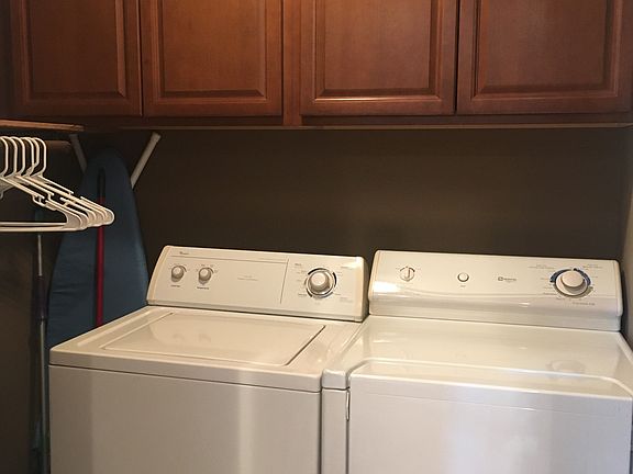 2nd image of 119 Aaron Dr