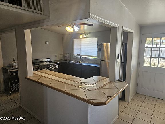 3rd image of 616 W Webb Dr