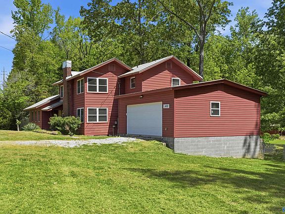 5th image of 1402 Mitchell Pines Trl