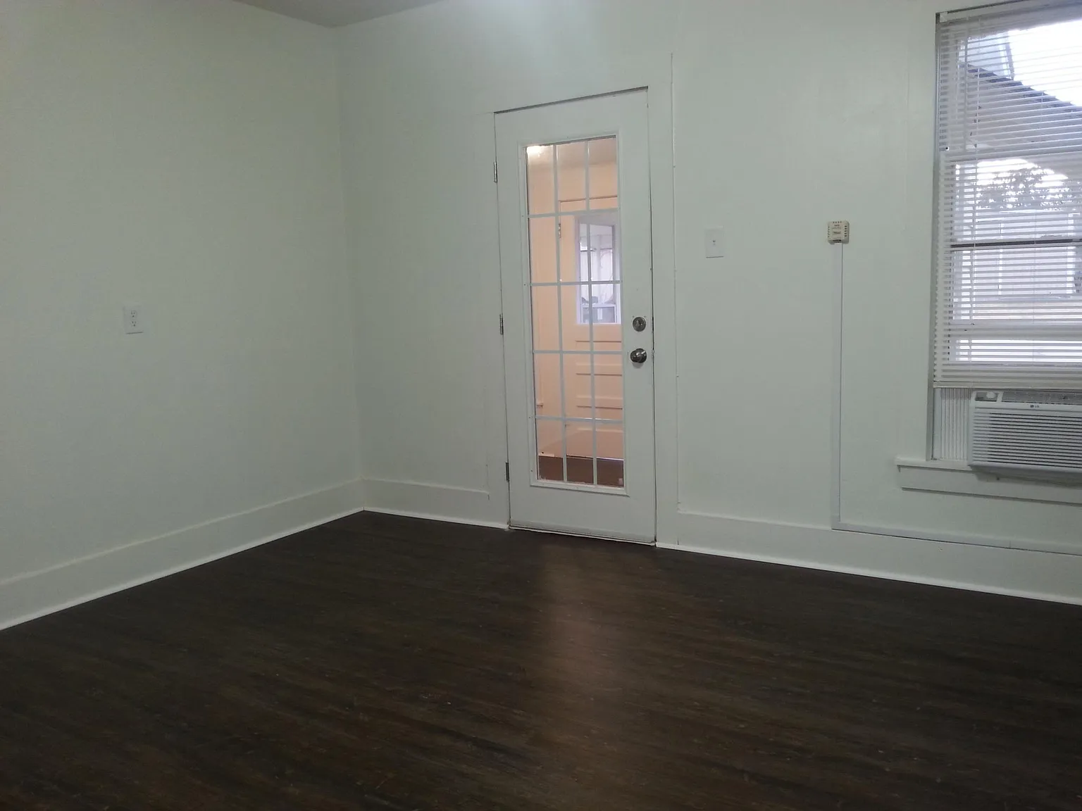 2 bed, 1000 sqft, $1,065 — Photo 4