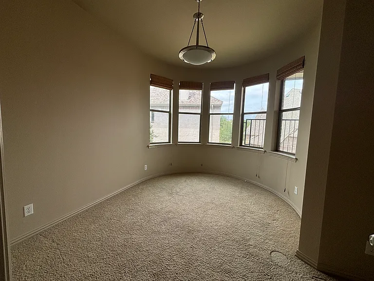7005 Kenswick Dr — Photo 12