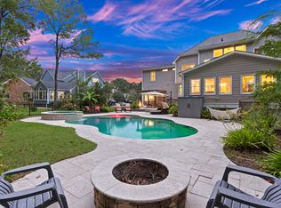2655 Magnolia Place Ct, Mount Pleasant, SC 29466