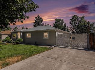 1066 Worchester St, Aurora, CO 80011