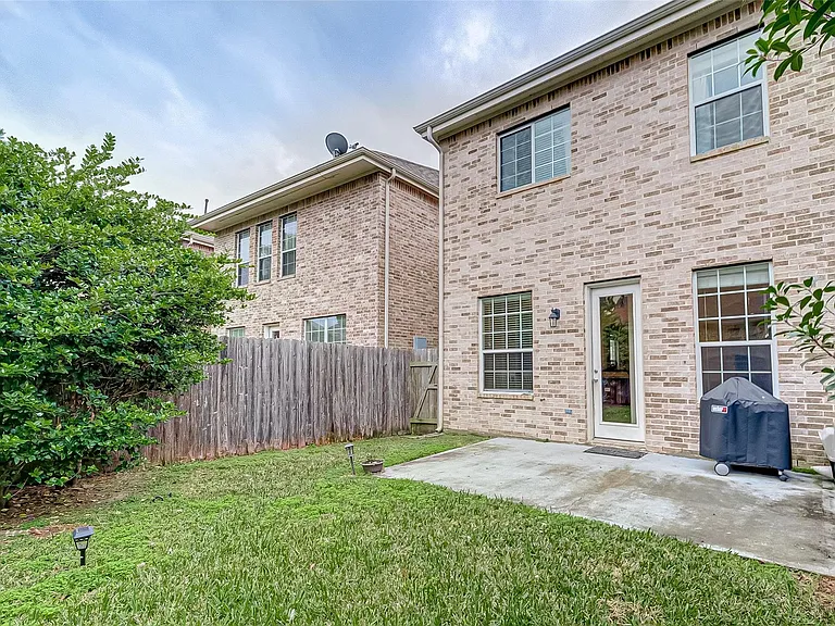 14418 Basalt Ln — Photo 27