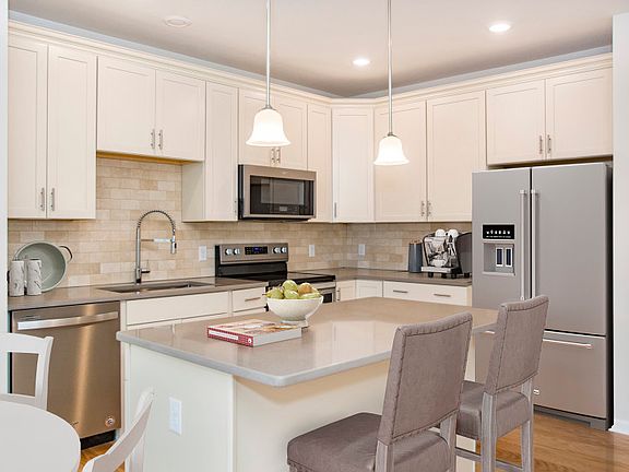 Bright and Airy Kitchen