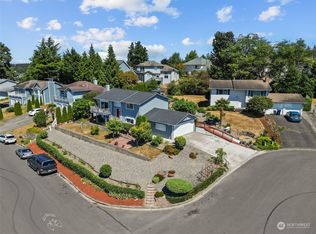 28008 22nd Ave S, Federal Way, WA