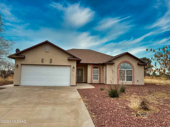985 E Geneva St, Pearce, AZ 85625