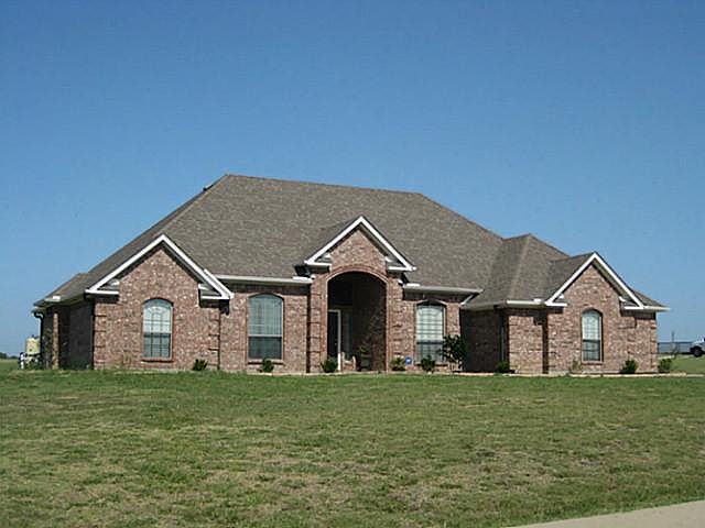 1st image of 240 Alexander Ln