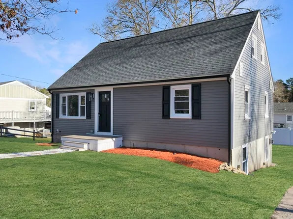 5 Quaker Rd, Wareham, MA 02571