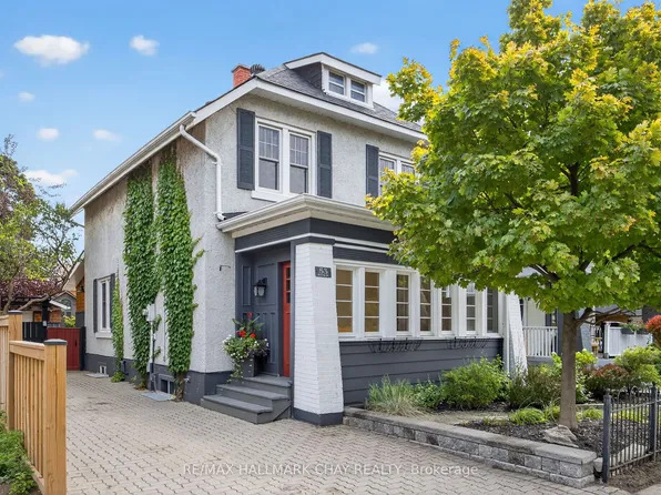 53 Eccles St N, Barrie, ON L4N 1Y3