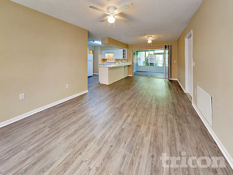 4348 Black Fox Dr — Photo 6