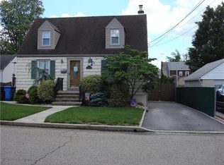 33 Harvard Ave, Avenel, NJ 07001