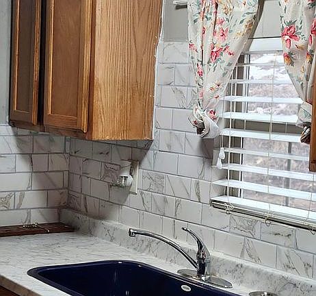 4th image of 207 S Oak Dr