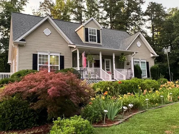 486 Marina Rd, Bracey, VA 23919