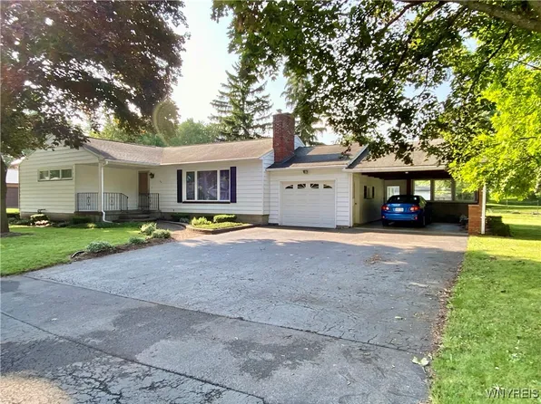 24 Chase Park, Batavia, NY 14020