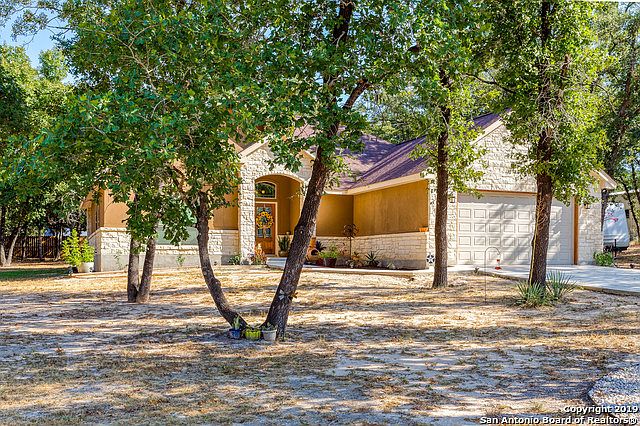 1st image of 152 Great Oaks Blvd