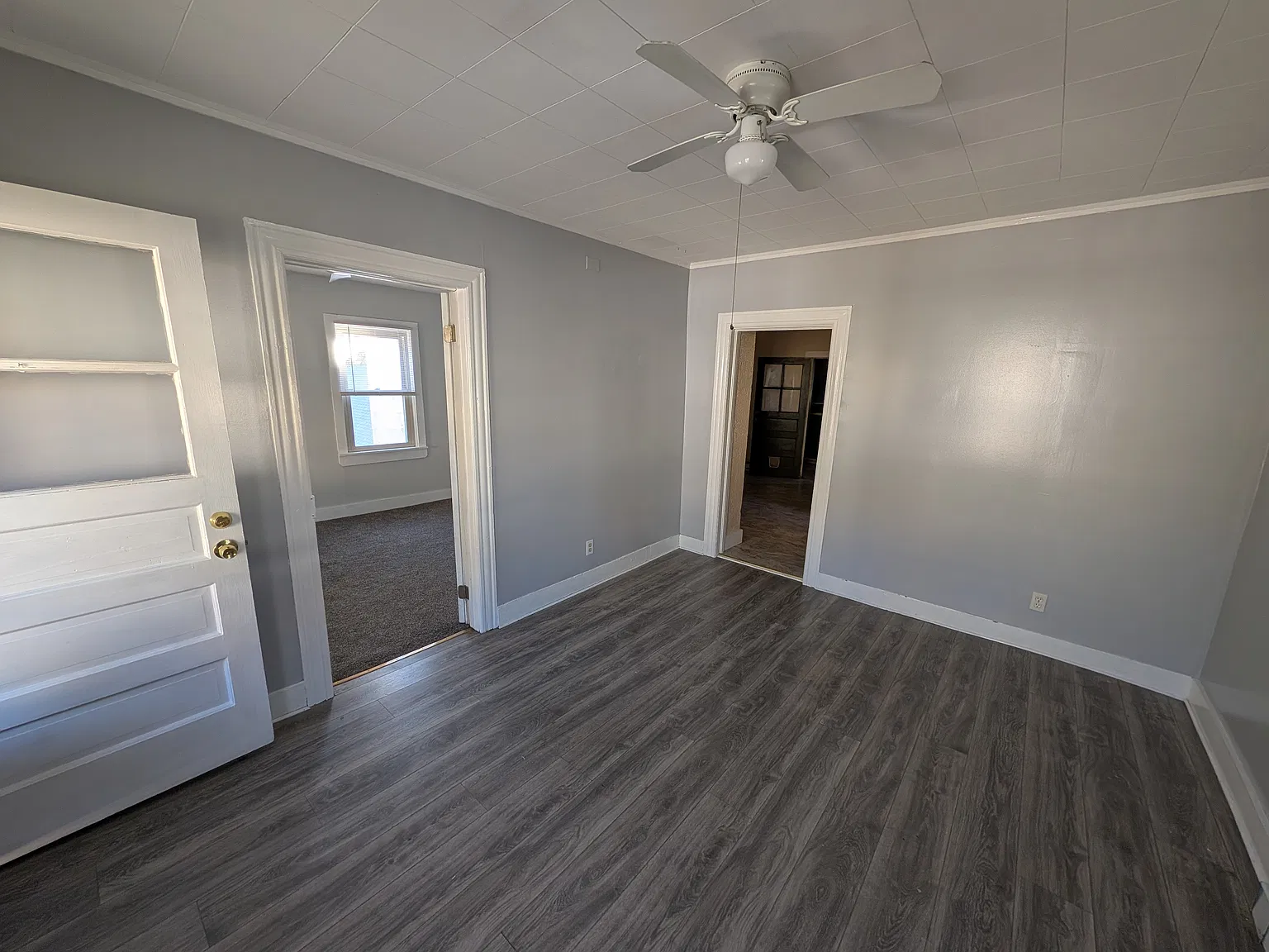 2 bed, 900 sqft, $1,500 — Photo 2