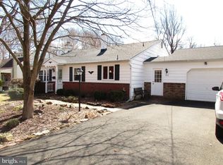 325 Eastwood Ave, Feasterville Trevose, PA 19053