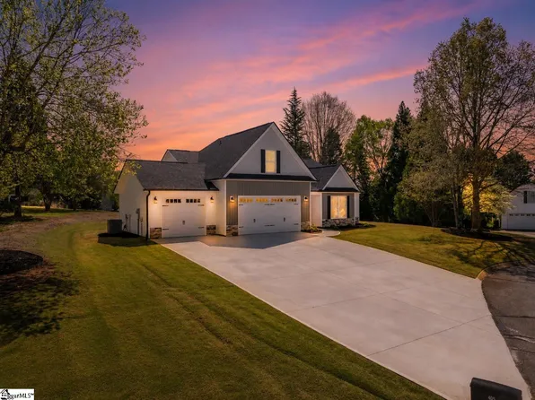 405 Pearle Brook Ln, Taylors, SC 29687
