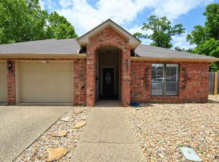 321 Amberwood Cir, Tyler, TX 75701