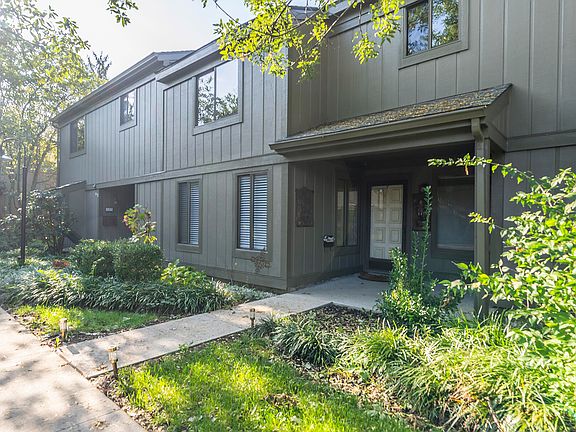 3rd image of 500 Laketower Dr Unit 104