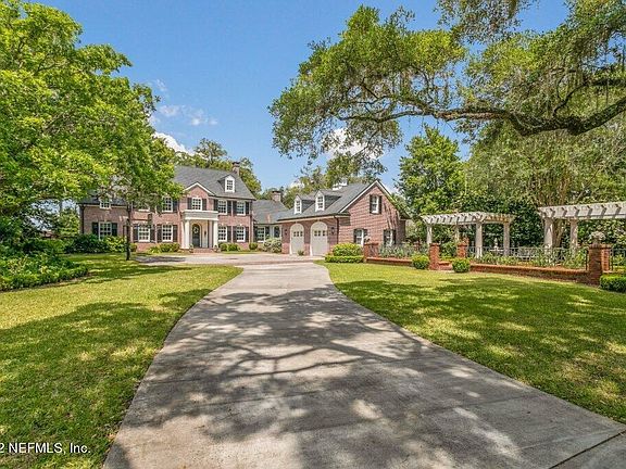 2nd image of 3338 Sunnyside Dr