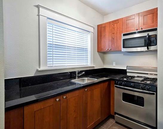 4th image of 235 Linden Avenue # Fl 2nd