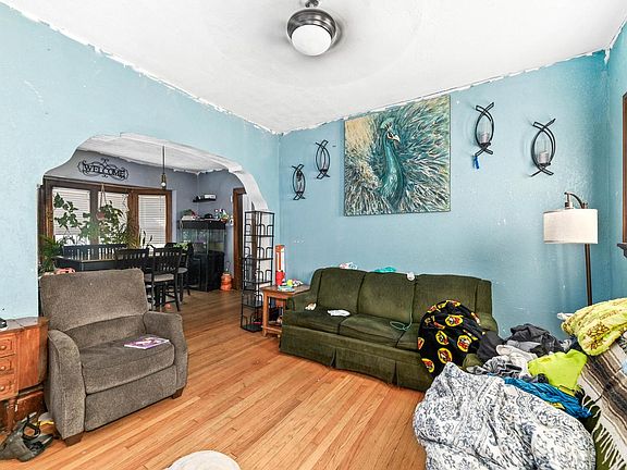 4th image of 2437 S 29th STREET